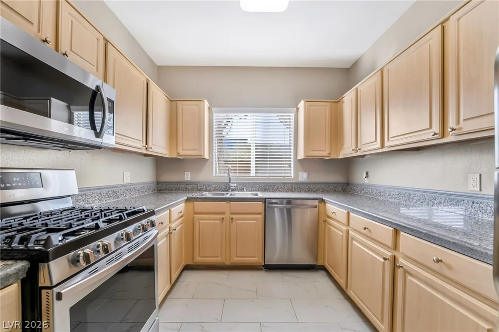 5250 Rainbow, Las Vegas, NV 89118
