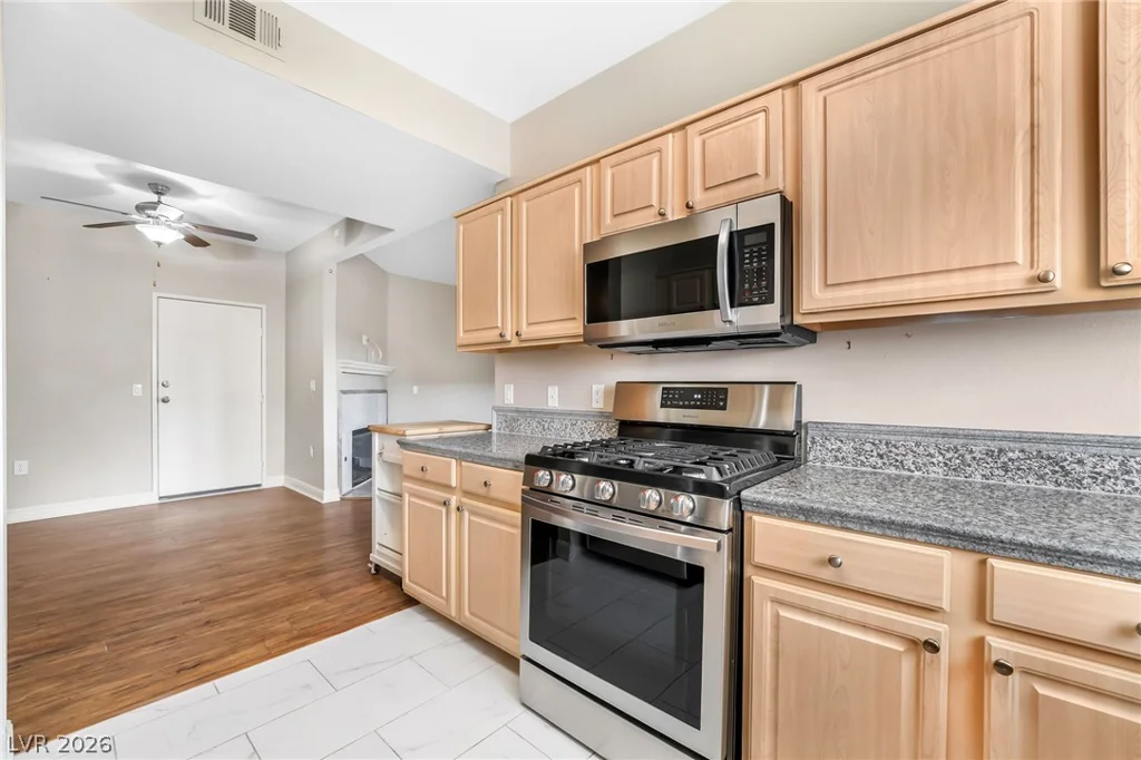 5250 Rainbow, Las Vegas, NV 89118