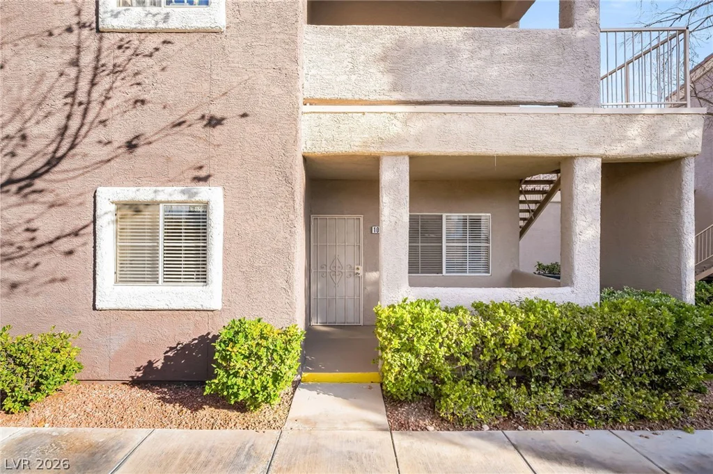 5250 Rainbow, Las Vegas, NV 89118