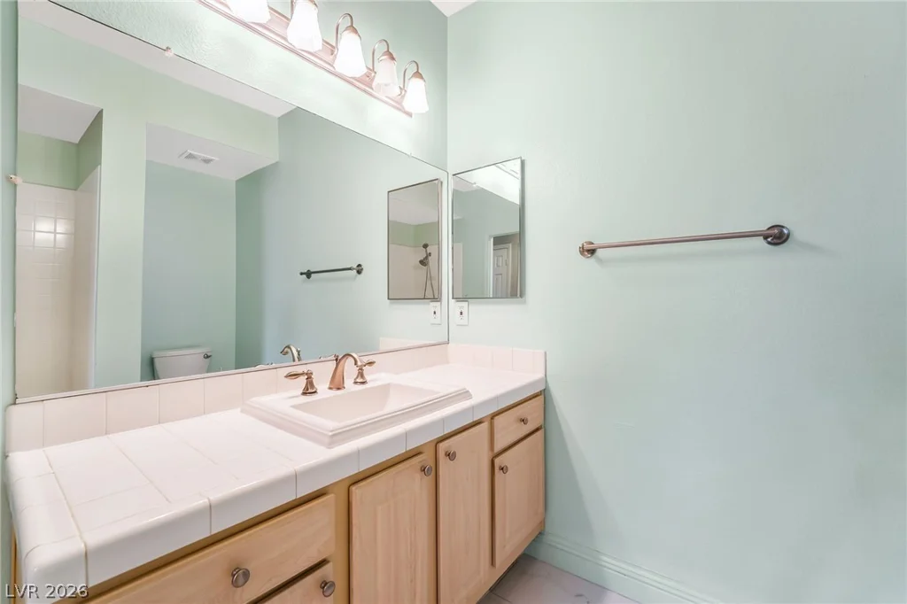 5250 Rainbow, Las Vegas, NV 89118