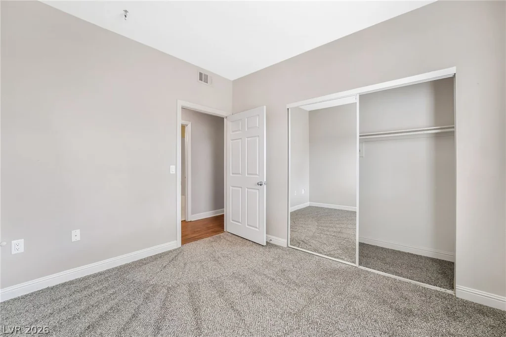 5250 Rainbow, Las Vegas, NV 89118