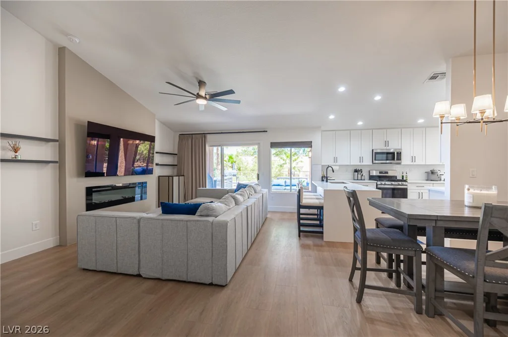 2548 Tumble Brook, Las Vegas, NV 89134