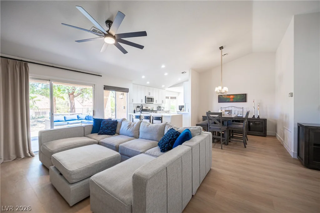 2548 Tumble Brook, Las Vegas, NV 89134