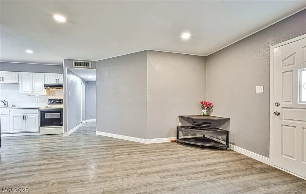 15 Washington, Henderson, NV 89015