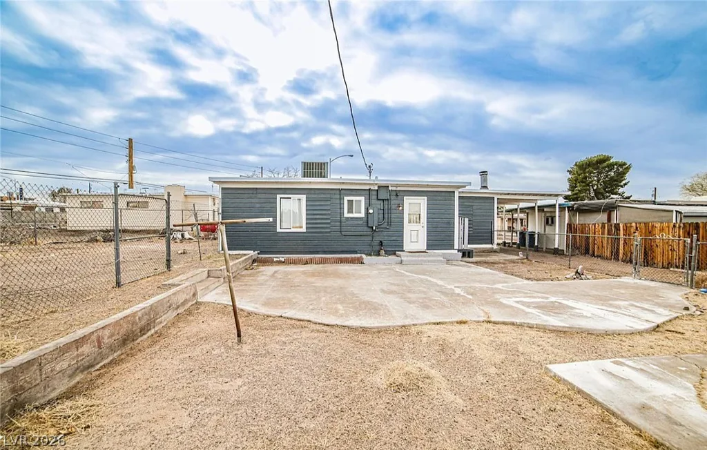 15 Washington, Henderson, NV 89015
