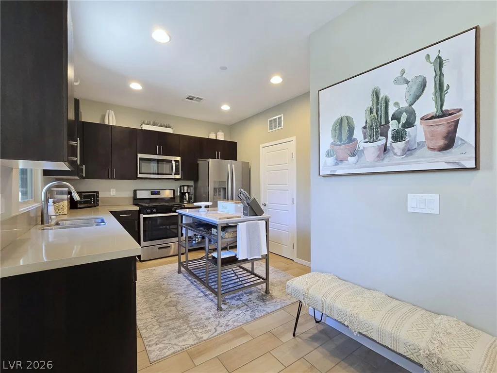 11256 Rainbow Peak, Las Vegas, NV 89135