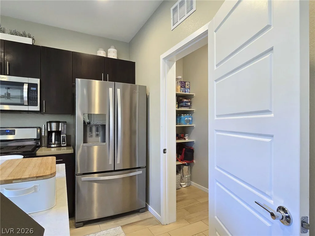 11256 Rainbow Peak, Las Vegas, NV 89135