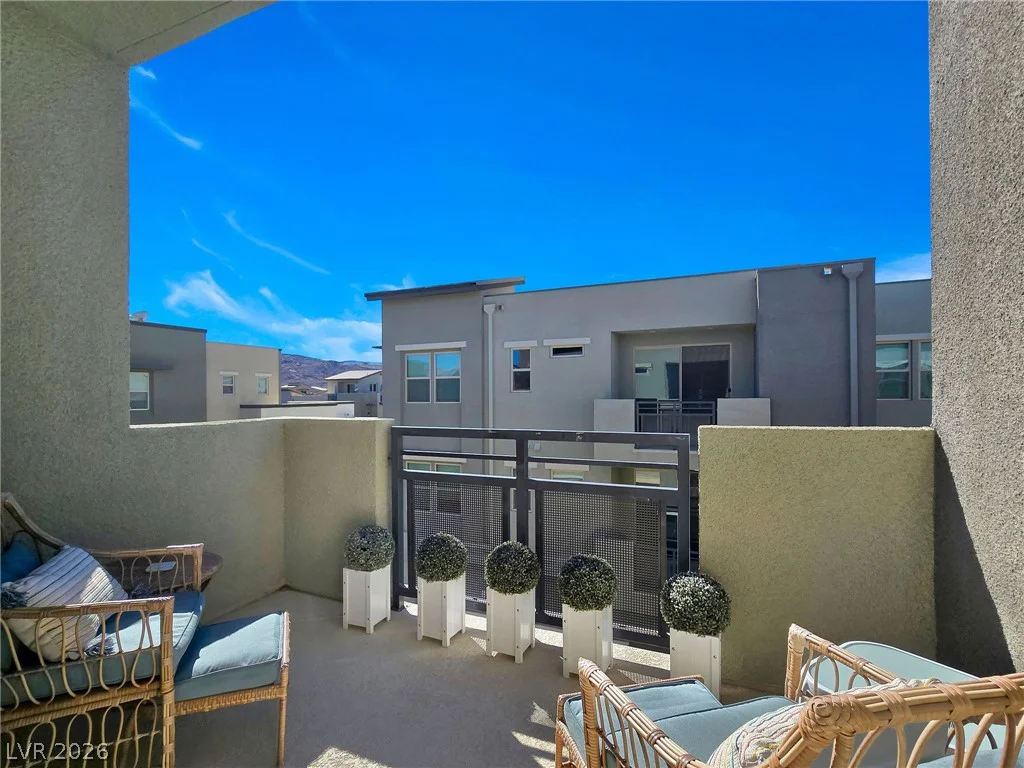 11256 Rainbow Peak, Las Vegas, NV 89135