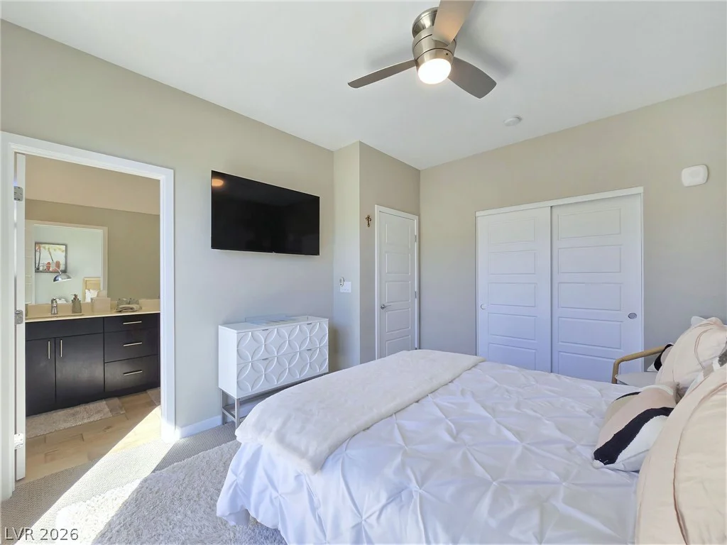 11256 Rainbow Peak, Las Vegas, NV 89135