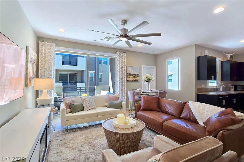 11256 Rainbow Peak, Las Vegas, NV 89135