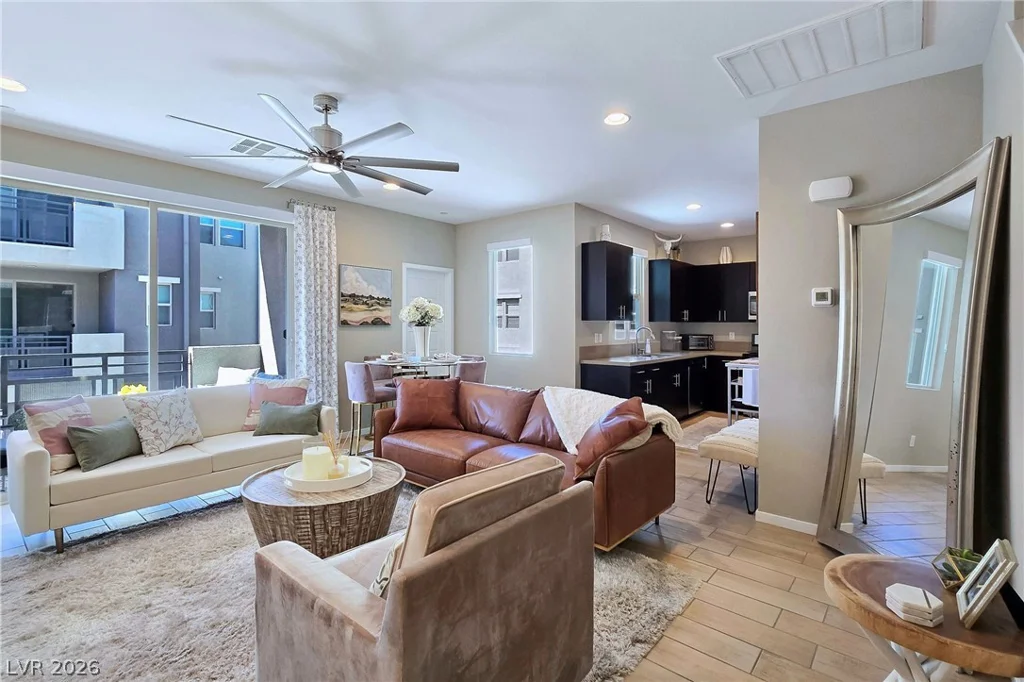 11256 Rainbow Peak, Las Vegas, NV 89135