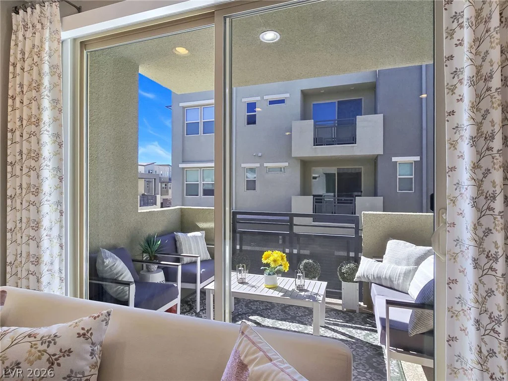 11256 Rainbow Peak, Las Vegas, NV 89135
