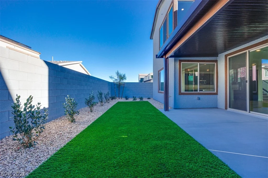 10472 Mountain Aster, Las Vegas, NV 89166