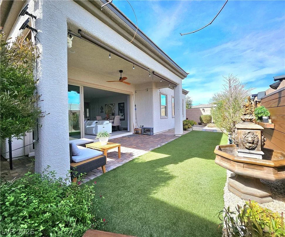 8522 Tiny Deer, Las Vegas, NV 89148