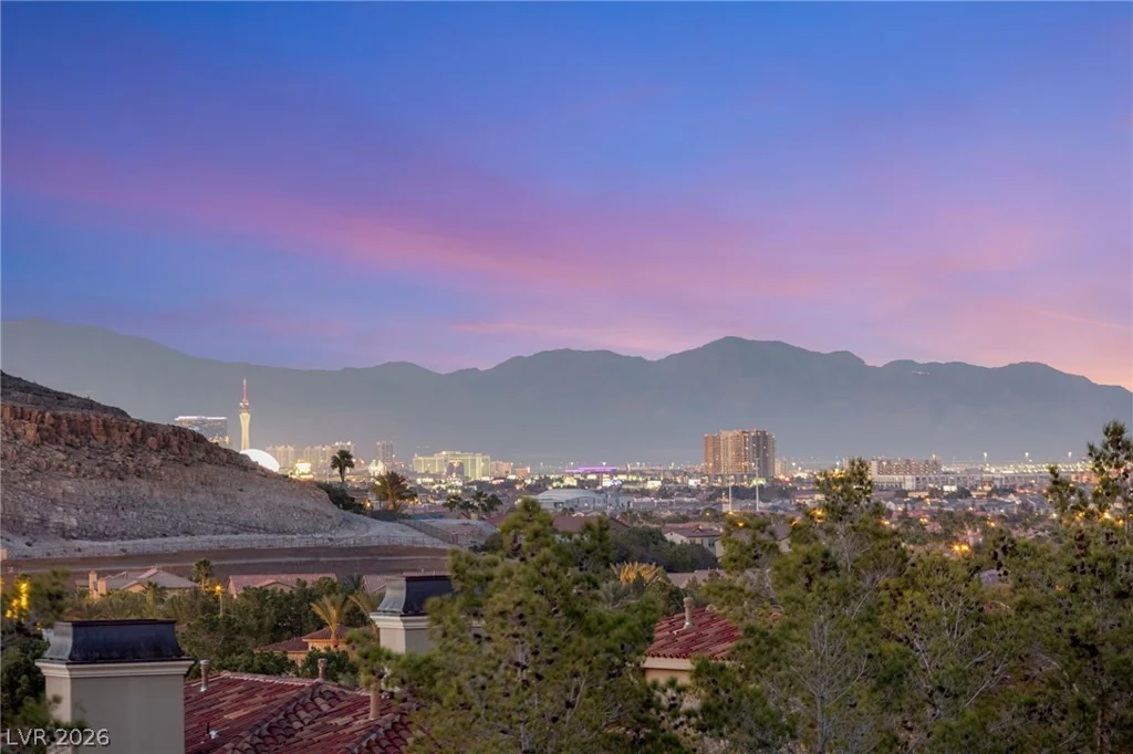 34 Eagles Landing, Las Vegas, NV 89141