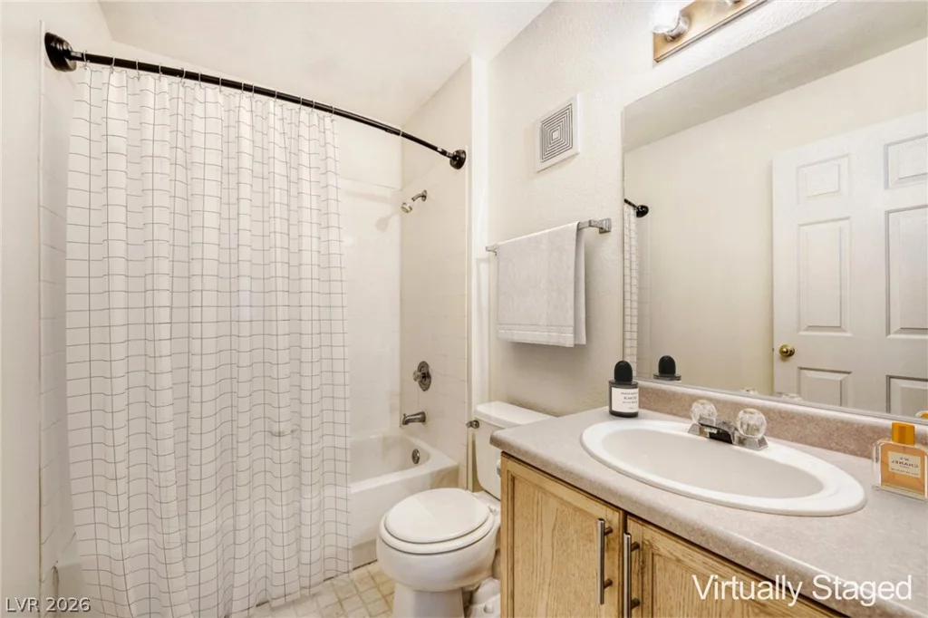8412 Blue Island, Las Vegas, NV 89129
