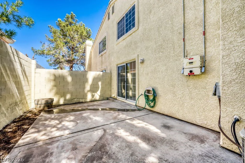 8412 Blue Island, Las Vegas, NV 89129