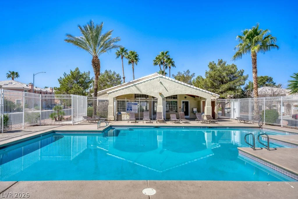 8412 Blue Island, Las Vegas, NV 89129