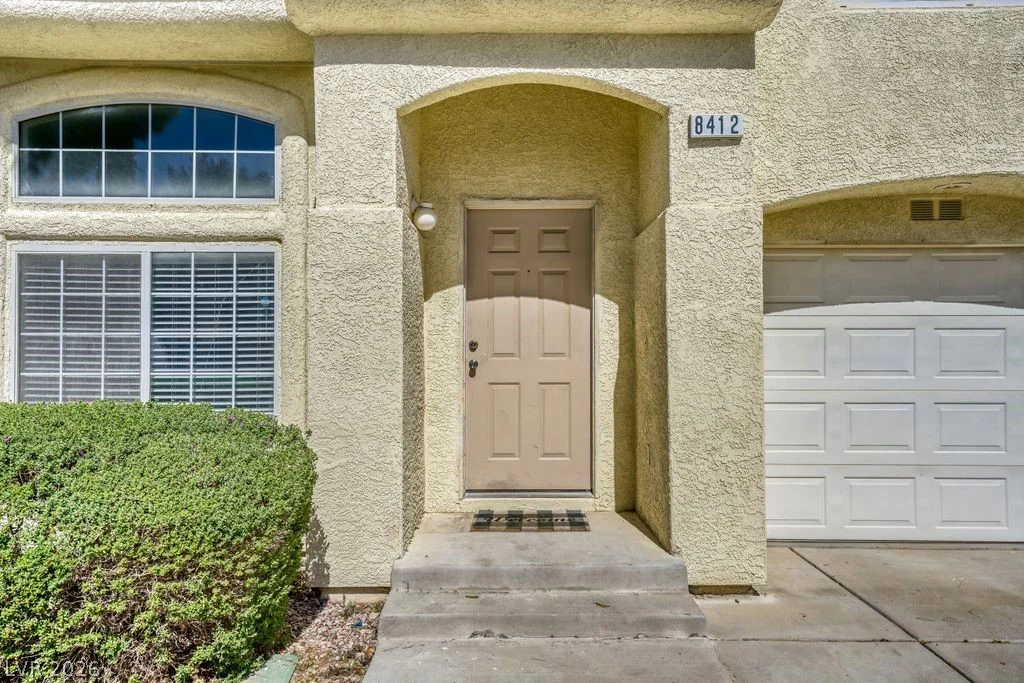 8412 Blue Island, Las Vegas, NV 89129