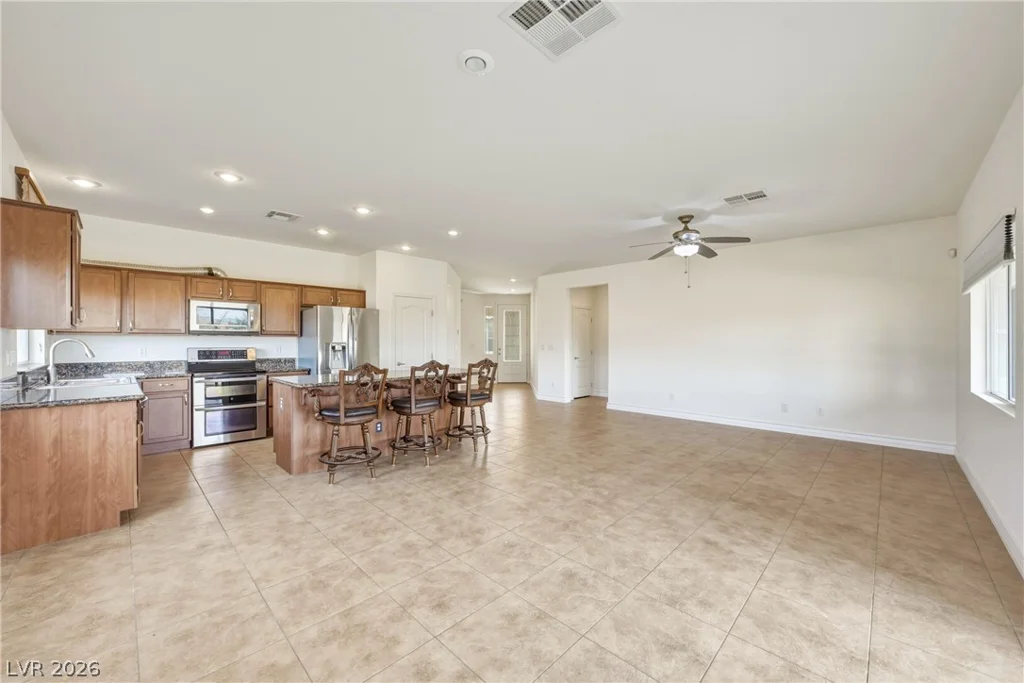 4680 Lorenzo, Pahrump, NV 89061