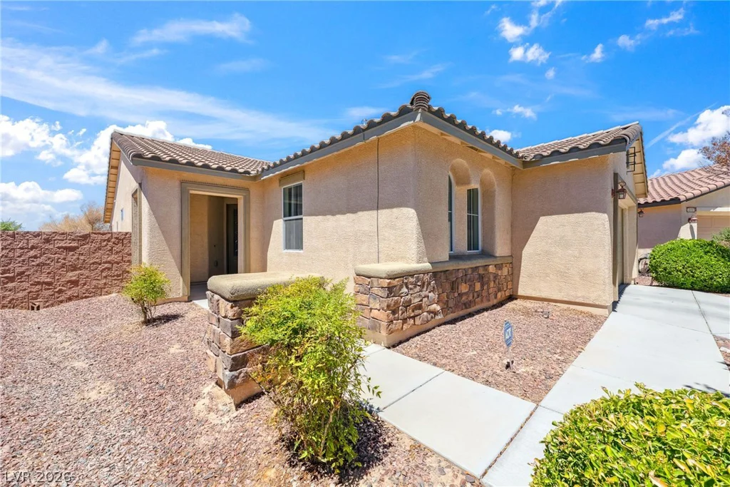 4680 Lorenzo, Pahrump, NV 89061