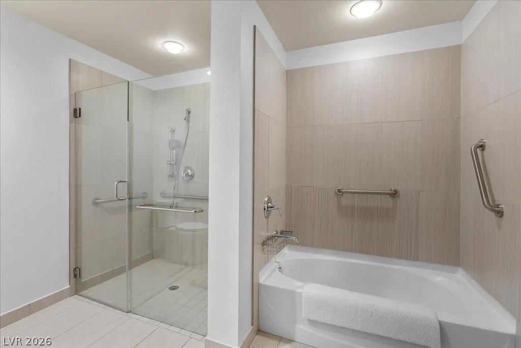 8925 Flamingo, Las Vegas, NV 89147