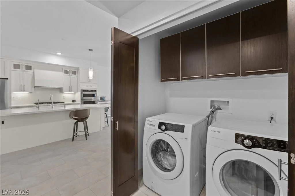 8925 Flamingo, Las Vegas, NV 89147