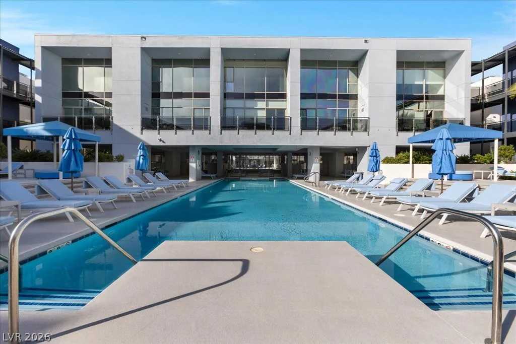 8925 Flamingo, Las Vegas, NV 89147