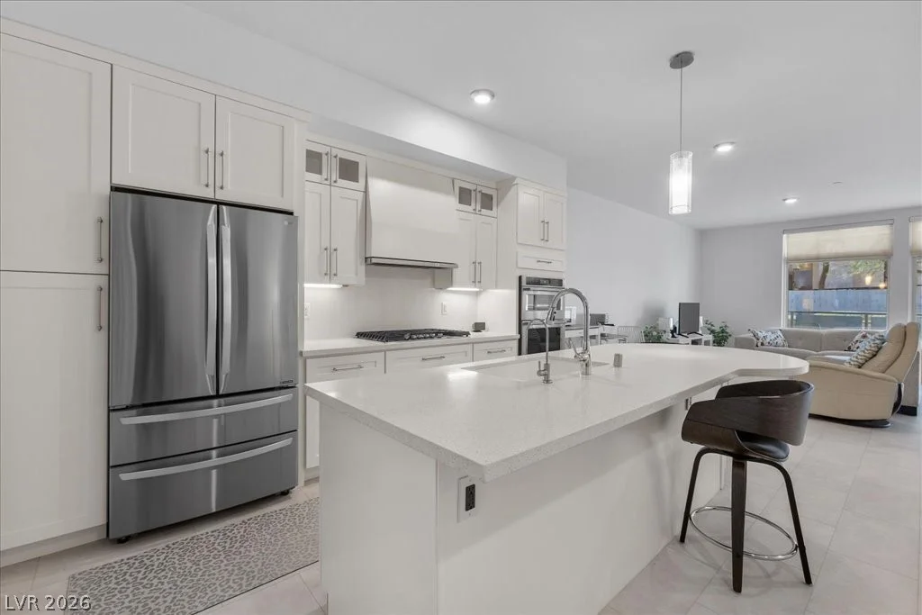 8925 Flamingo, Las Vegas, NV 89147