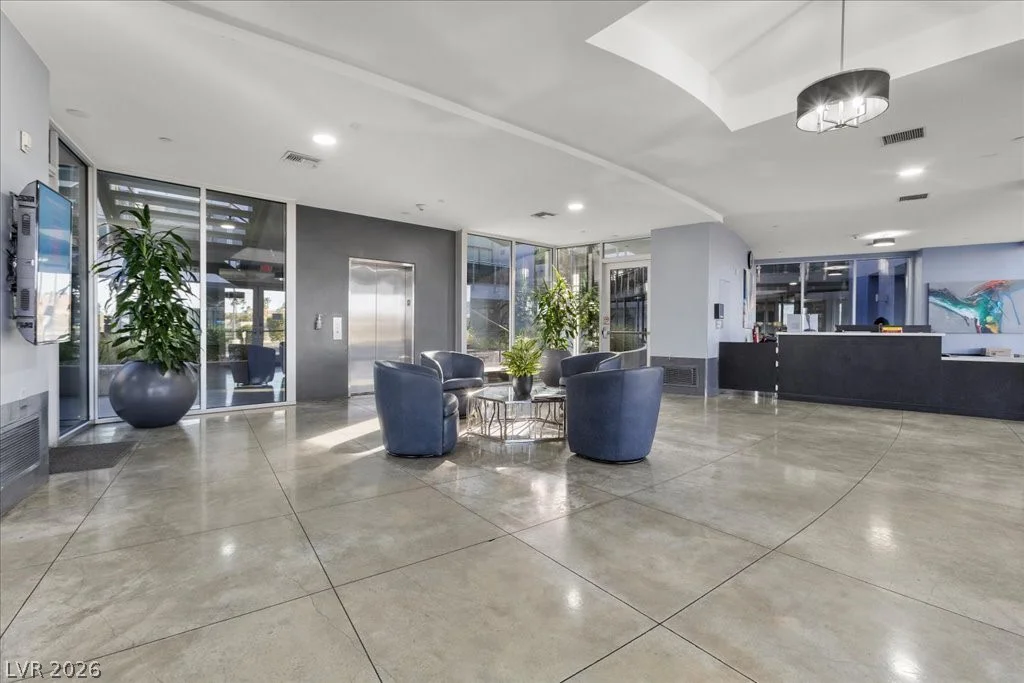8925 Flamingo, Las Vegas, NV 89147