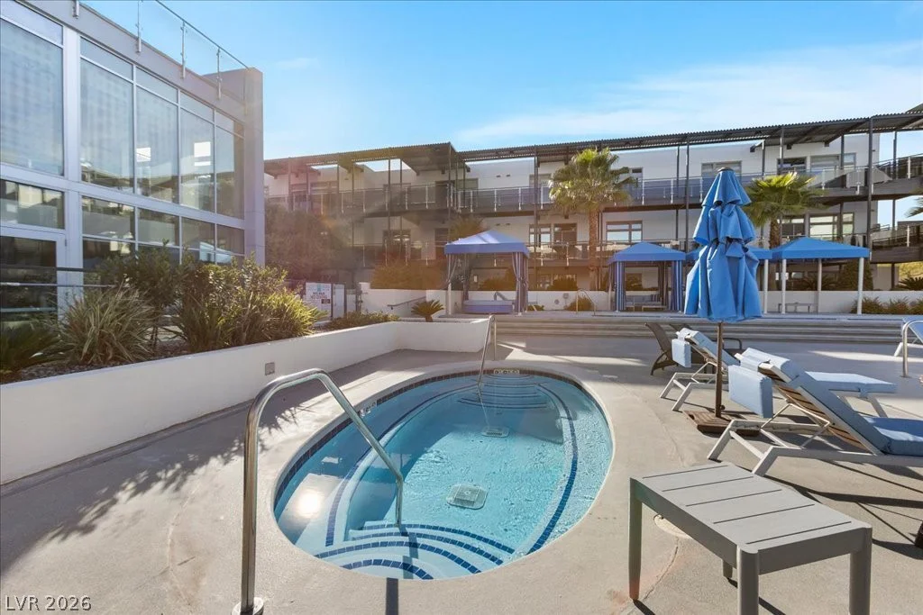 8925 Flamingo, Las Vegas, NV 89147