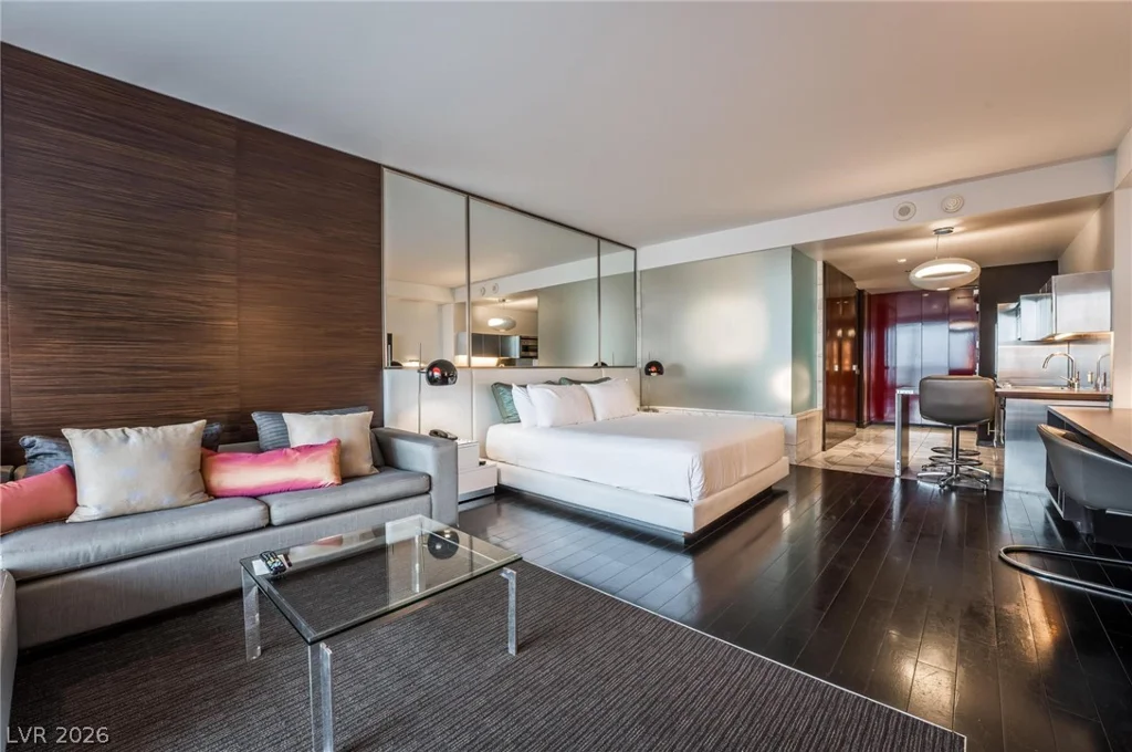 4381 Flamingo, Las Vegas, NV 89103