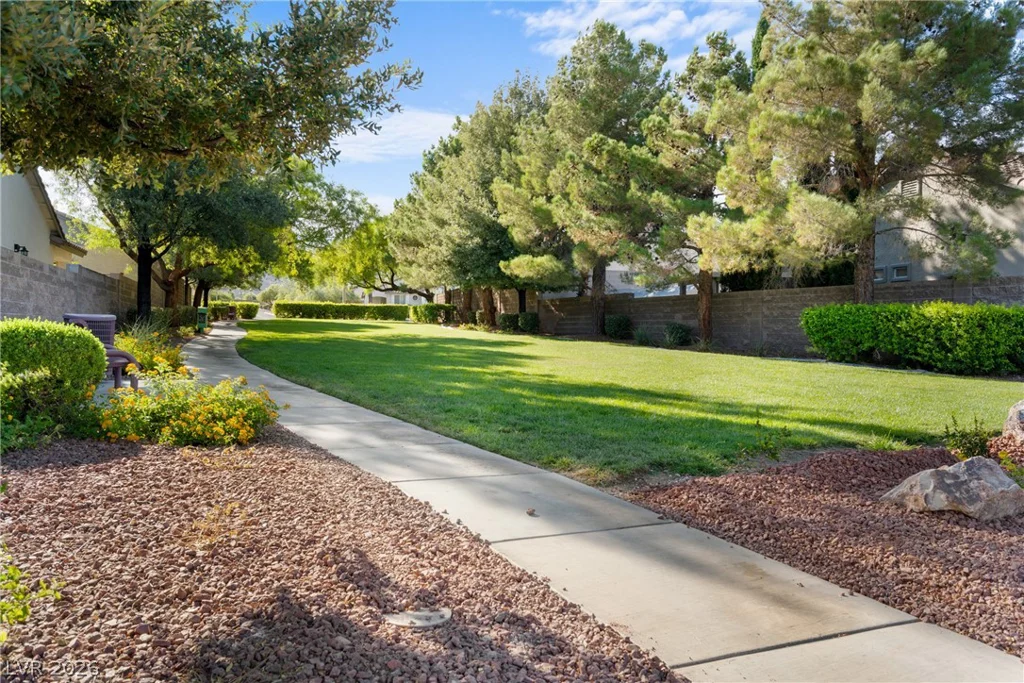 11126 Autumn Grove, Las Vegas, NV 89135