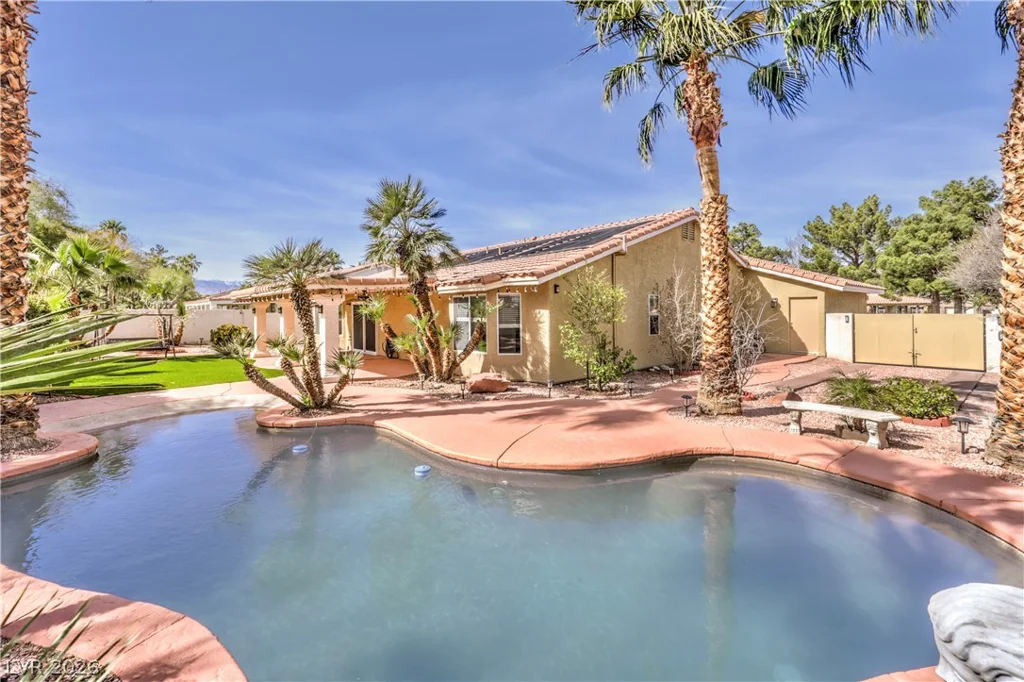 5105 Gentle River Ave, Las Vegas, NV 89130