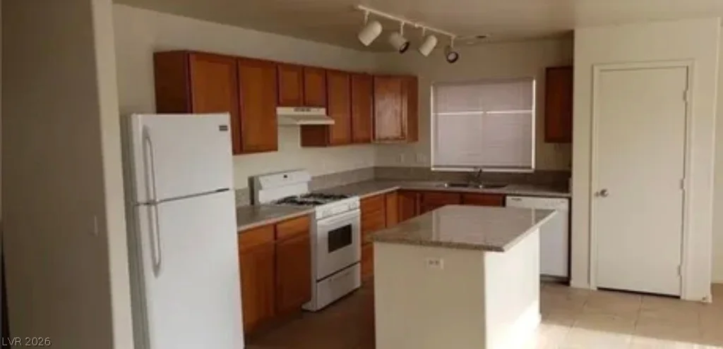 5987 Stone Hollow, Las Vegas, NV 89156