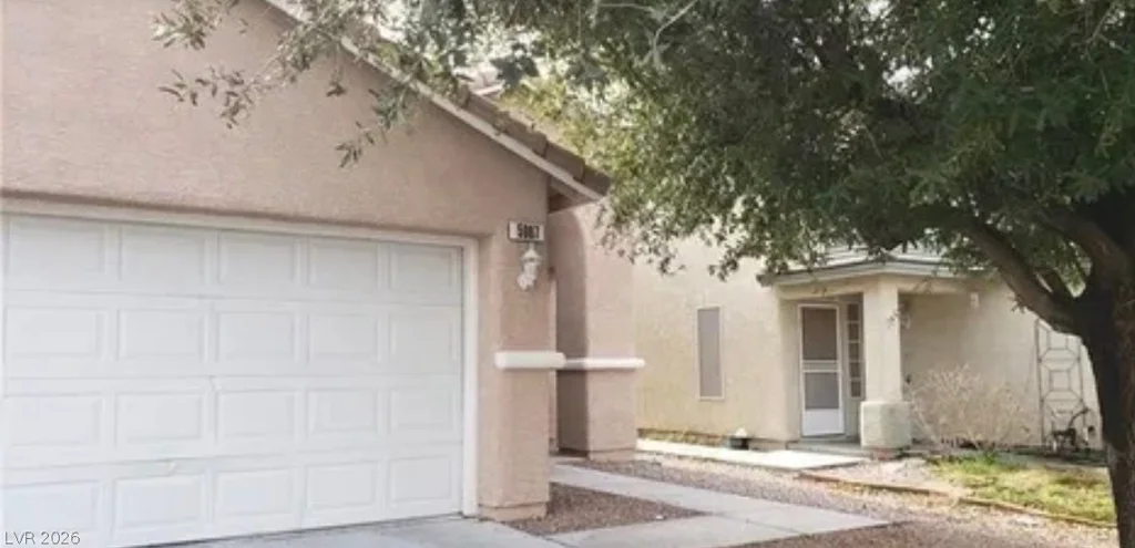 5987 Stone Hollow, Las Vegas, NV 89156