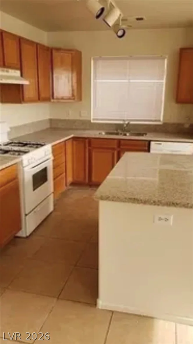 5987 Stone Hollow, Las Vegas, NV 89156