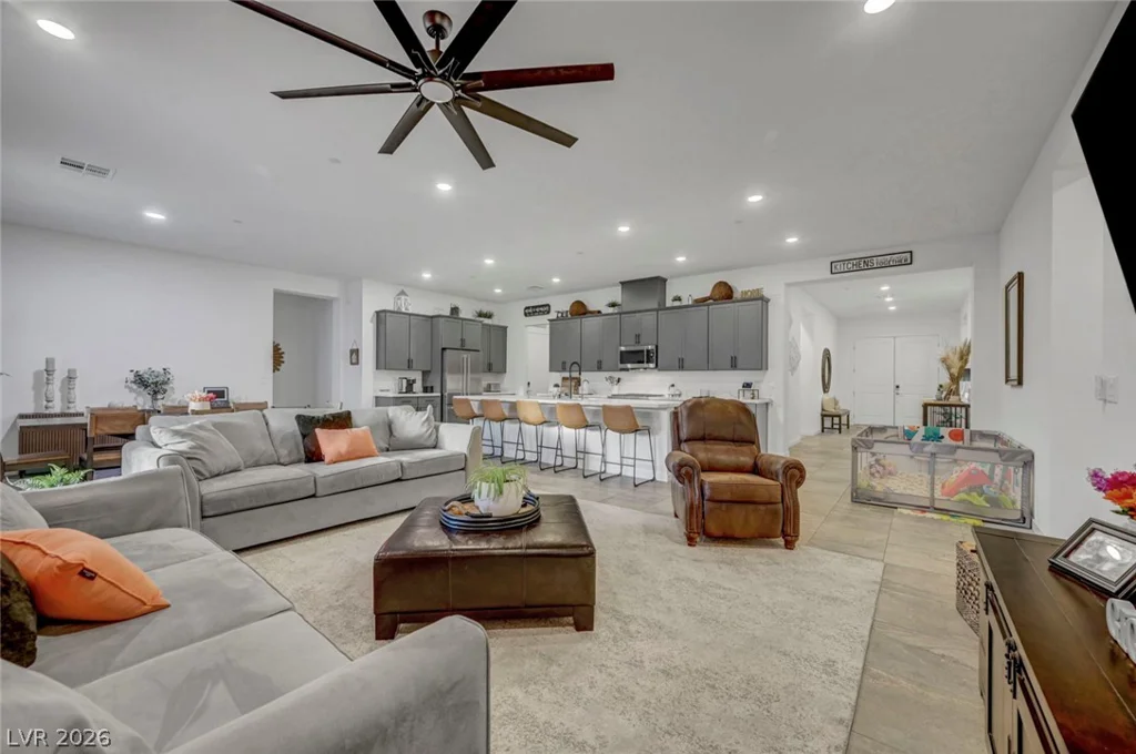 6313 Echo Landing, Las Vegas, NV 89166