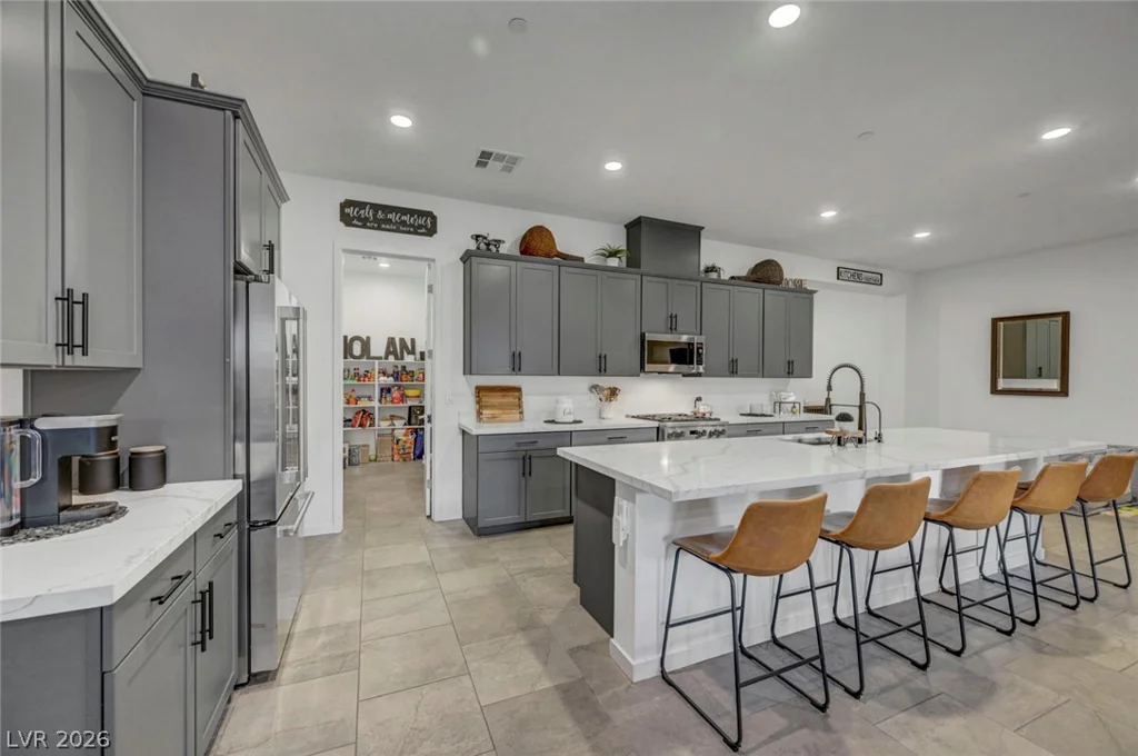 6313 Echo Landing, Las Vegas, NV 89166