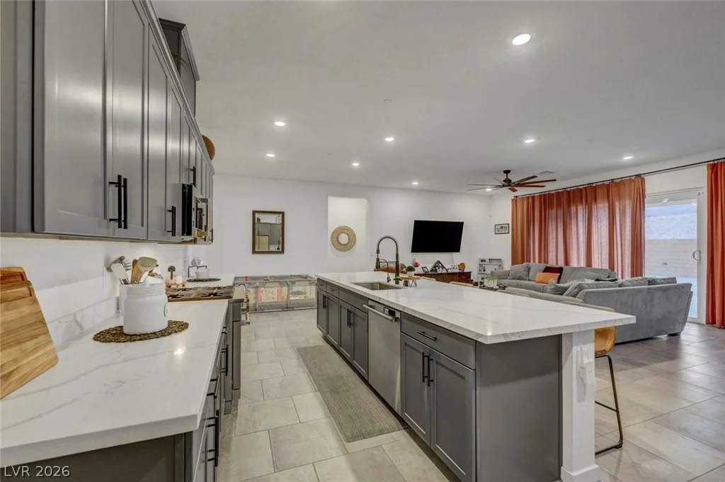 6313 Echo Landing, Las Vegas, NV 89166