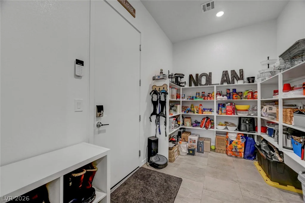 6313 Echo Landing, Las Vegas, NV 89166