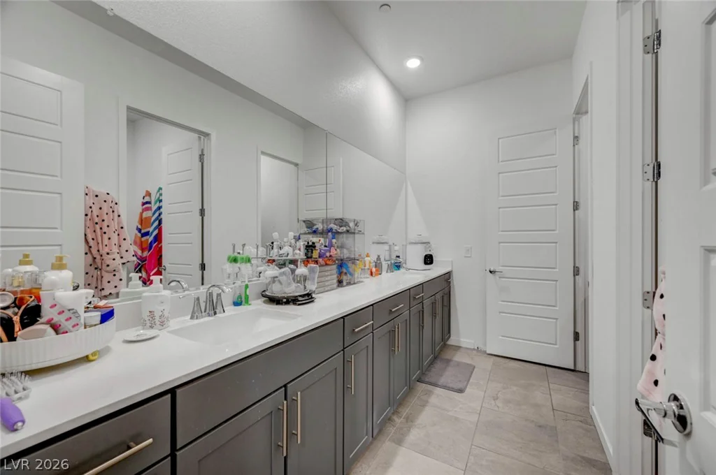 6313 Echo Landing, Las Vegas, NV 89166