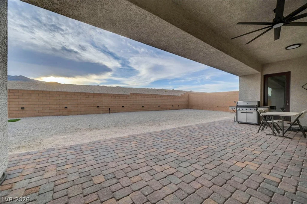 6313 Echo Landing, Las Vegas, NV 89166