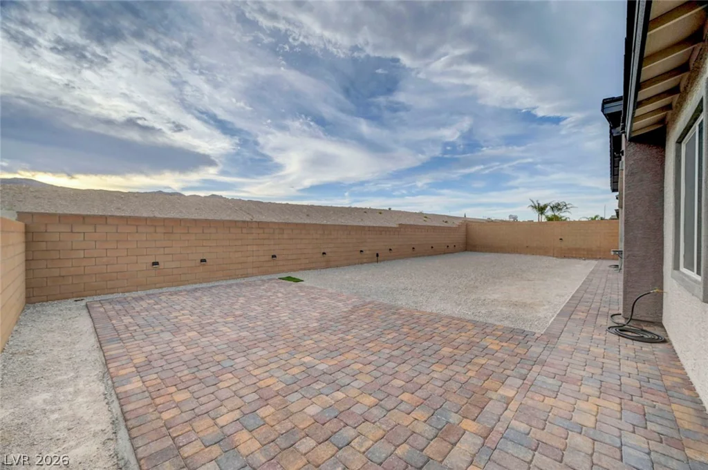 6313 Echo Landing, Las Vegas, NV 89166