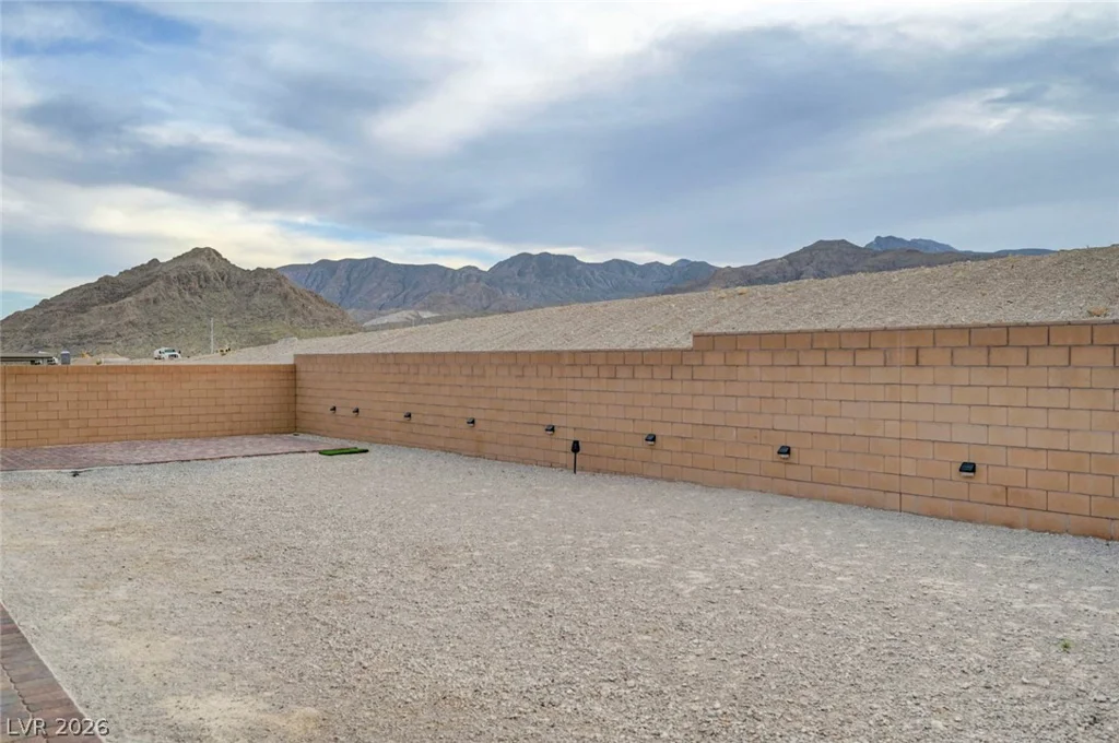 6313 Echo Landing, Las Vegas, NV 89166