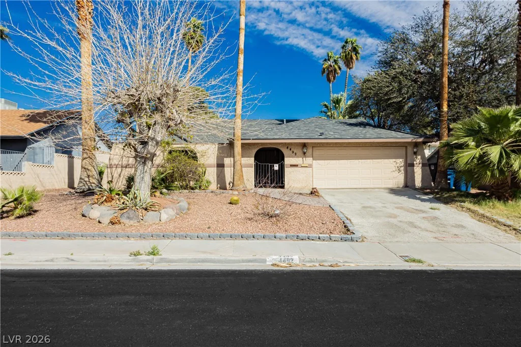 4492 Rochelle, Las Vegas, NV 89121