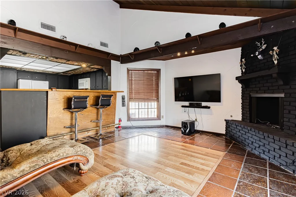 4492 Rochelle, Las Vegas, NV 89121