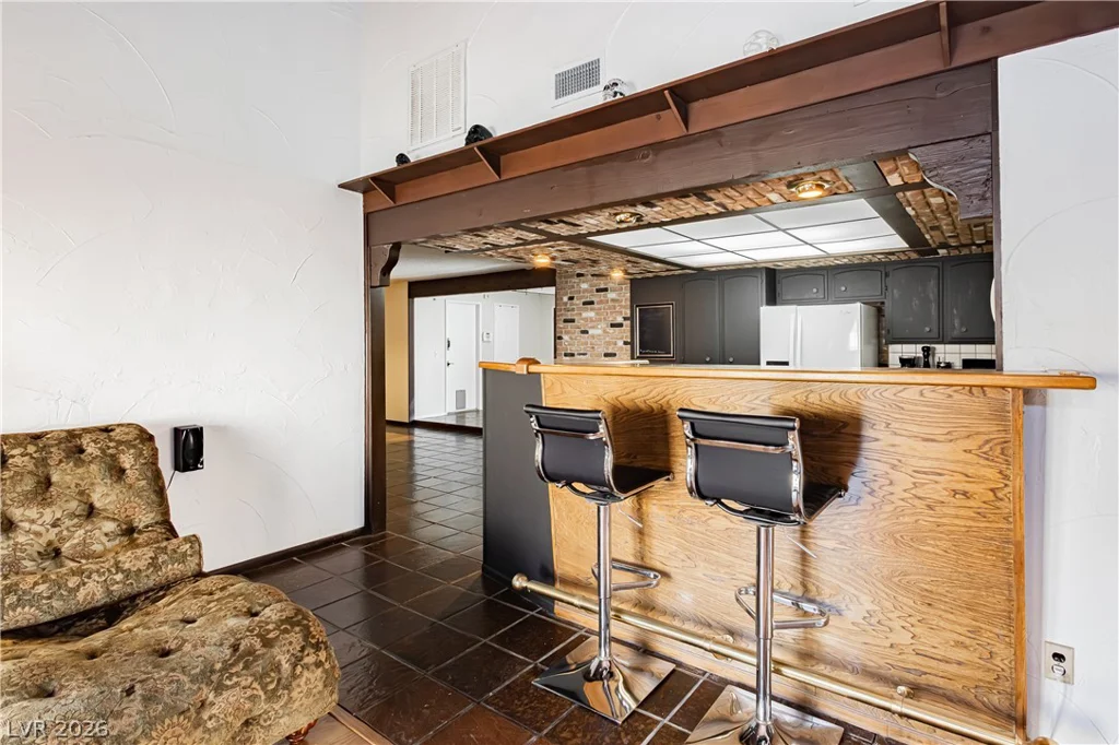 4492 Rochelle, Las Vegas, NV 89121