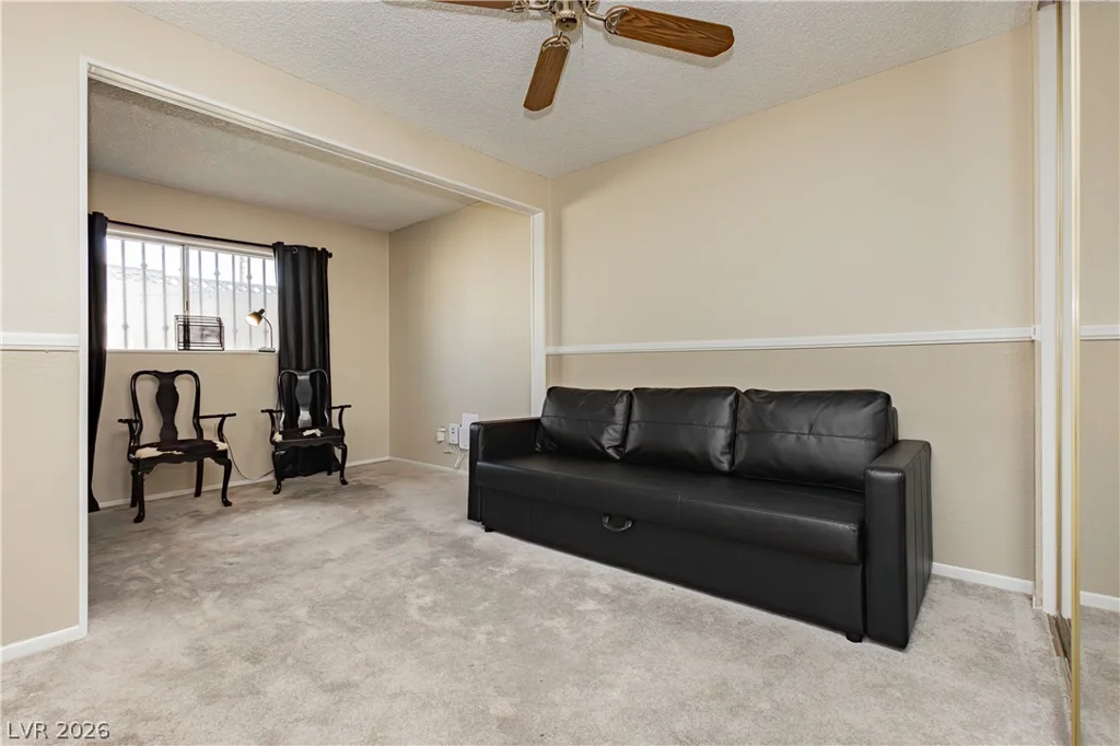 4492 Rochelle, Las Vegas, NV 89121