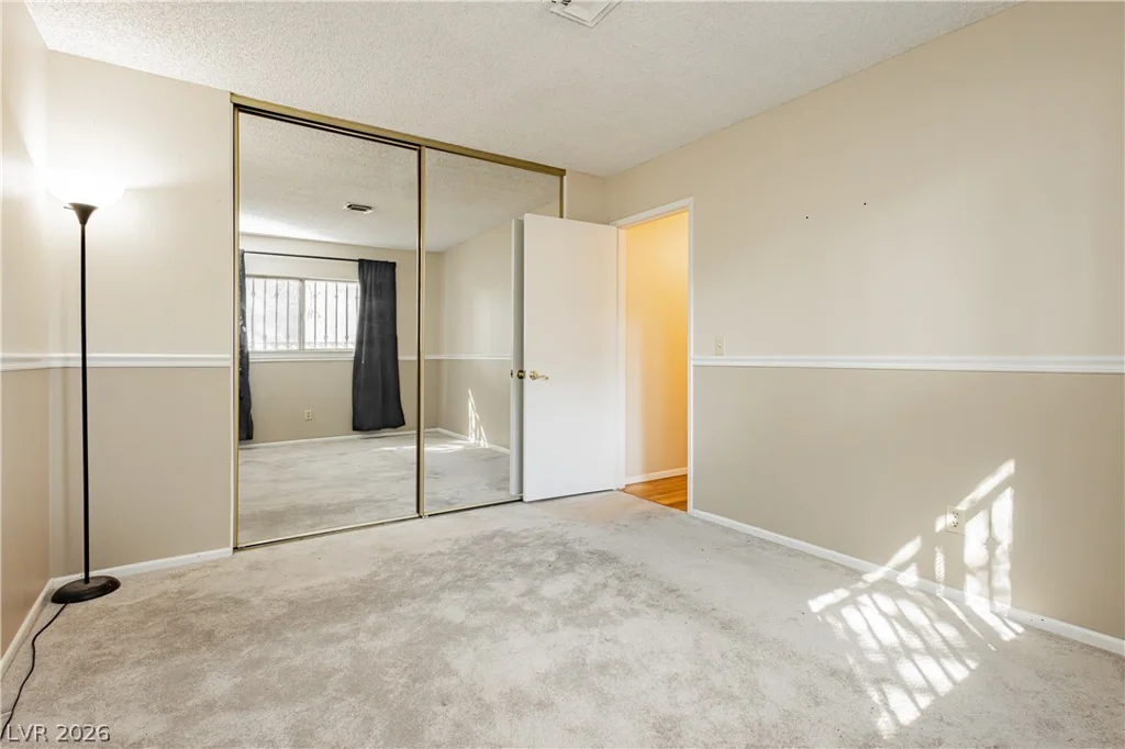 4492 Rochelle, Las Vegas, NV 89121